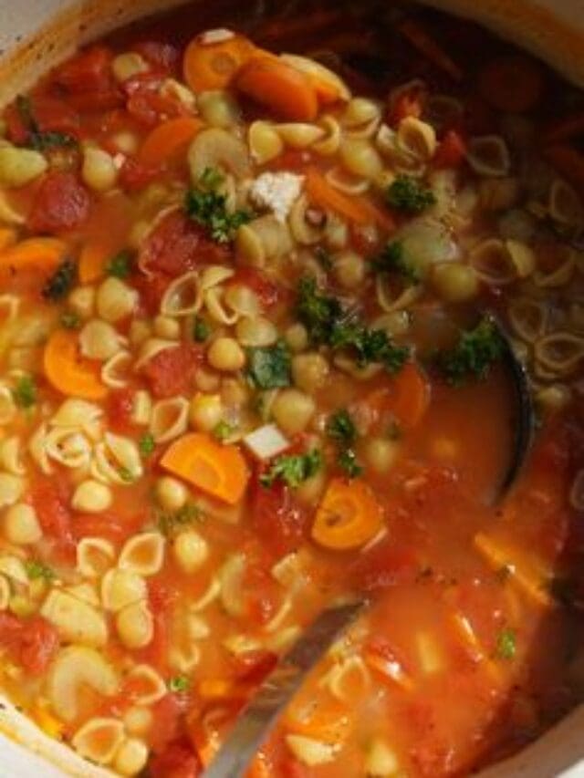 Easy Vegan Minestrone Soup Recipe