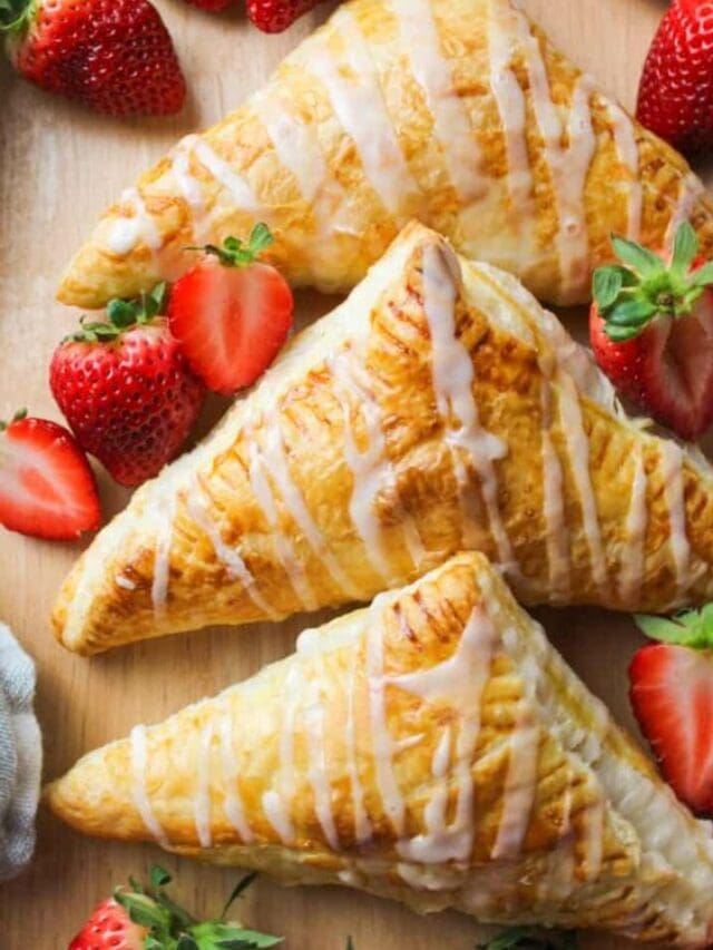 Strawberry Cream Cheese Turnovers Recipe